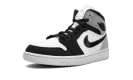 AIR JORDAN 1 MID SE WMNS "Light Steel Grey"