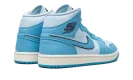 AIR JORDAN 1 MID SE WMNS "Ice Blue"