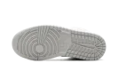 Air Jordan 1 Mid WMNS "Photon Dust Atmosphere Grey"