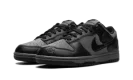 Dunk Low WMNS "Black Roses"