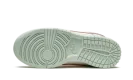 DUNK LOW WMNS "Barely Green"