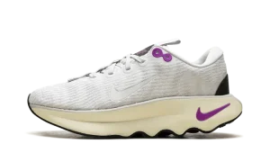 Motiva WMNS "Photon Dust Hyper Violet Coconut Milk"