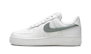 AIR FORCE 1 '07 ESS WMNS "Glitter Swoosh"