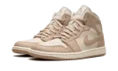AIR JORDAN 1 MID SE WMNS "Legend Light Brown"