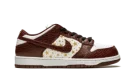 SB Dunk Low "Supreme - Stars - Barkroot Brown"