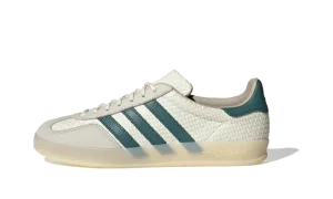 Gazelle Indoor "Cream White / Preloved Teal"