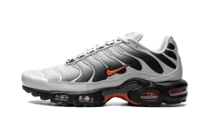 Air Max Plus "Wolf Grey Picante Red"