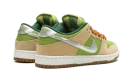 SB Dunk Low "Escargot"