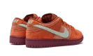 SB Dunk Low Pro Prm "Mystic Red"