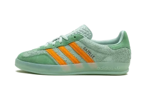 Gazelle Indoor WMNS "Hazy Green Crew Yellow"