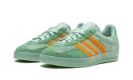 Gazelle Indoor WMNS "Hazy Green Crew Yellow"