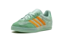 Gazelle Indoor WMNS "Hazy Green Crew Yellow"