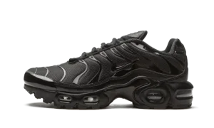 Air Max Plus GS "Triple Black"