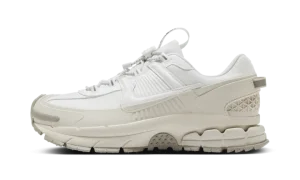Zoom Vomero Roam "Summit White Light Bone Light Iron Ore"