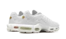 AIR MAX PLUS WMNS "Pure Platinum"