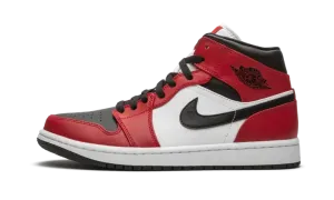 Air Jordan 1 Mid "Chicago Black Toe" 554724 069