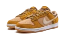 Dunk Low SE "Teddy Bear Praline"