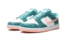 Dunk Low "Snakeskin Washed Teal Bleached Coral"
