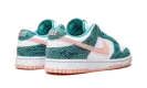 Dunk Low "Snakeskin Washed Teal Bleached Coral"