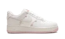 Air Force 1 Low WMNS "Valentine's Day"