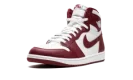 Air Jordan 1 Retro High OG "Team Red"