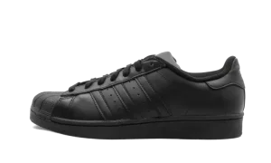 Superstar Foundation "Core Black"