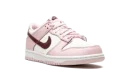 Dunk Low GS "Valentine's Day"