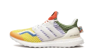 UltraBoost 5.0 DNA "Pride"