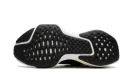 ZOOMX INVINCIBLE RUN 3 WMNS "Black White"