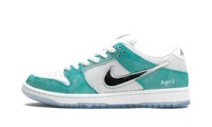 SB Dunk Low Pro QS "April Skateboards"