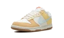 DUNK LOW WMNS "Soft Yellow"