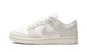 DUNK LOW WMNS "Ridescent Swoosh"