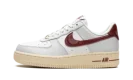 AIR FORCE 1 LO WMNS "Swoosh Pocket - Team Red"