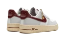 AIR FORCE 1 LO WMNS "Swoosh Pocket - Team Red"