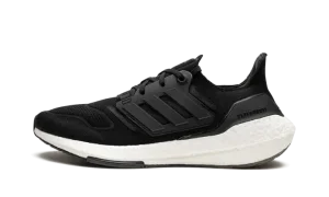 ULTRABOOST 22 WMNS "Black"