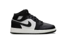 Jordan 1 Mid GS "Off Noir Toe"