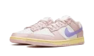 DUNK LOW WMNS "Pink Oxford"