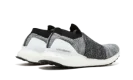 UltraBoost Laceless "Oreo"