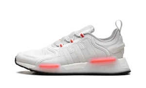 Adidas NMD V3 "Cloud White Crims"