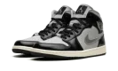 AIR JORDAN 1 MID SE WMNS "Black Chrome"