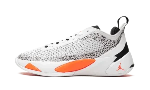 Jordan Luka 1 "The Pitch"