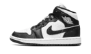 AIR JORDAN 1 MID SPLIT SE WMNS "Homage / Black White"