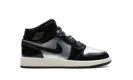 Jordan 1 Mid SE GS "Black Metallic Silver Sail Metallic Gold" FZ3938 001