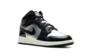 Jordan 1 Mid SE GS "Black Metallic Silver Sail Metallic Gold" FZ3938 001