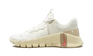 Free Metcon 5 WMNS "Sail Sanddrift"