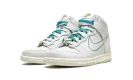 Dunk High SE GS "First Use - Green Noise"