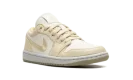Air Jordan 1 Low WMNS "Team Gold / Sail"