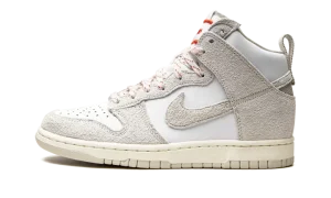Dunk High SP "Notre - Light Orewood Brown"