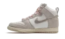 Dunk High SP "Notre - Light Orewood Brown"