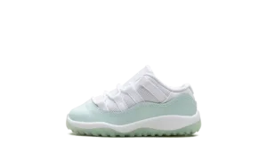 Air Jordan 11 Low TD "Igloo"